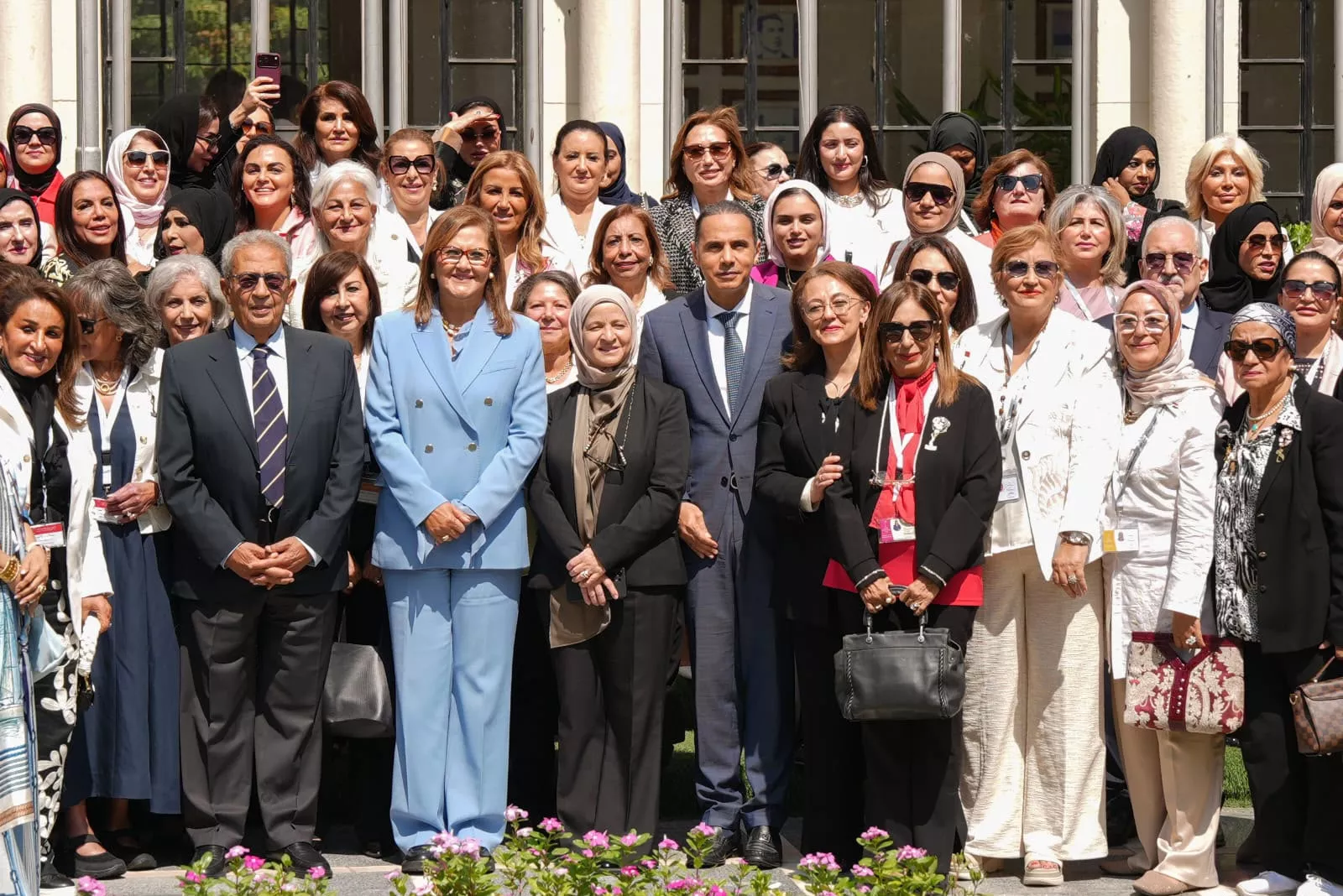 إسلام عزام يستعرض جهود هيئة الرقابة المالية في تمكين وحماية المرأة أمام مجلس سيدات الأعمال العرب