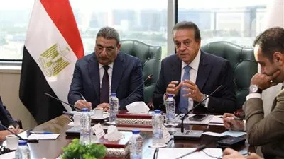 وزير «الصحة» يتابع الخطوات التنفيذية والتمويلية لإنشاء المدينتين الطبيتين بالعلمين والعاصمة الجديدة