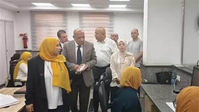 وزير «الكهرباء» يتابع خطة التشغيل وتأمين التغذية الكهربائية في مدينة الشروق