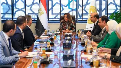 الحكومة تتلقى مقترحًا لإنشاء نظام رقمي لرصد منظومة جمع ونقل وتدوير المخلفات