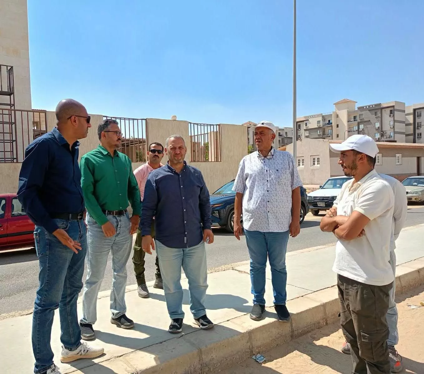 المشروعات السكنية في مدينتي الشروق والمنصورة الجديدة 