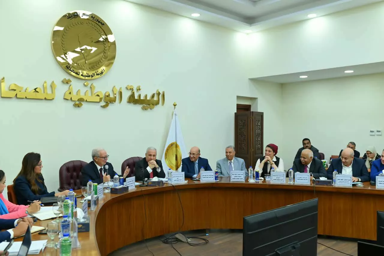 نائب رئيس الوزراء للشؤون الاقتصادية يختتم اجتماعاته مع المؤسسات الصحفية القومية