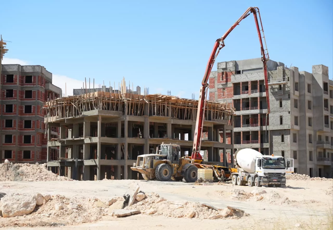 وزيرة الإسكان تتابع مستجدات العمل بالعلمين الجديدة