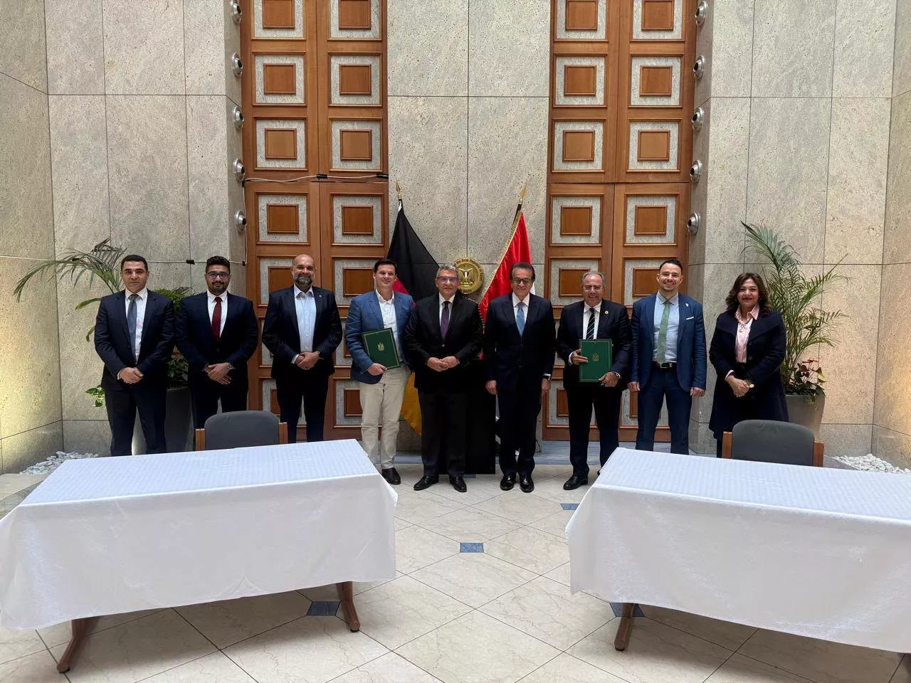 وزير الصحة يشهد توقيع بروتوكول مع منظمة eHealth Africa