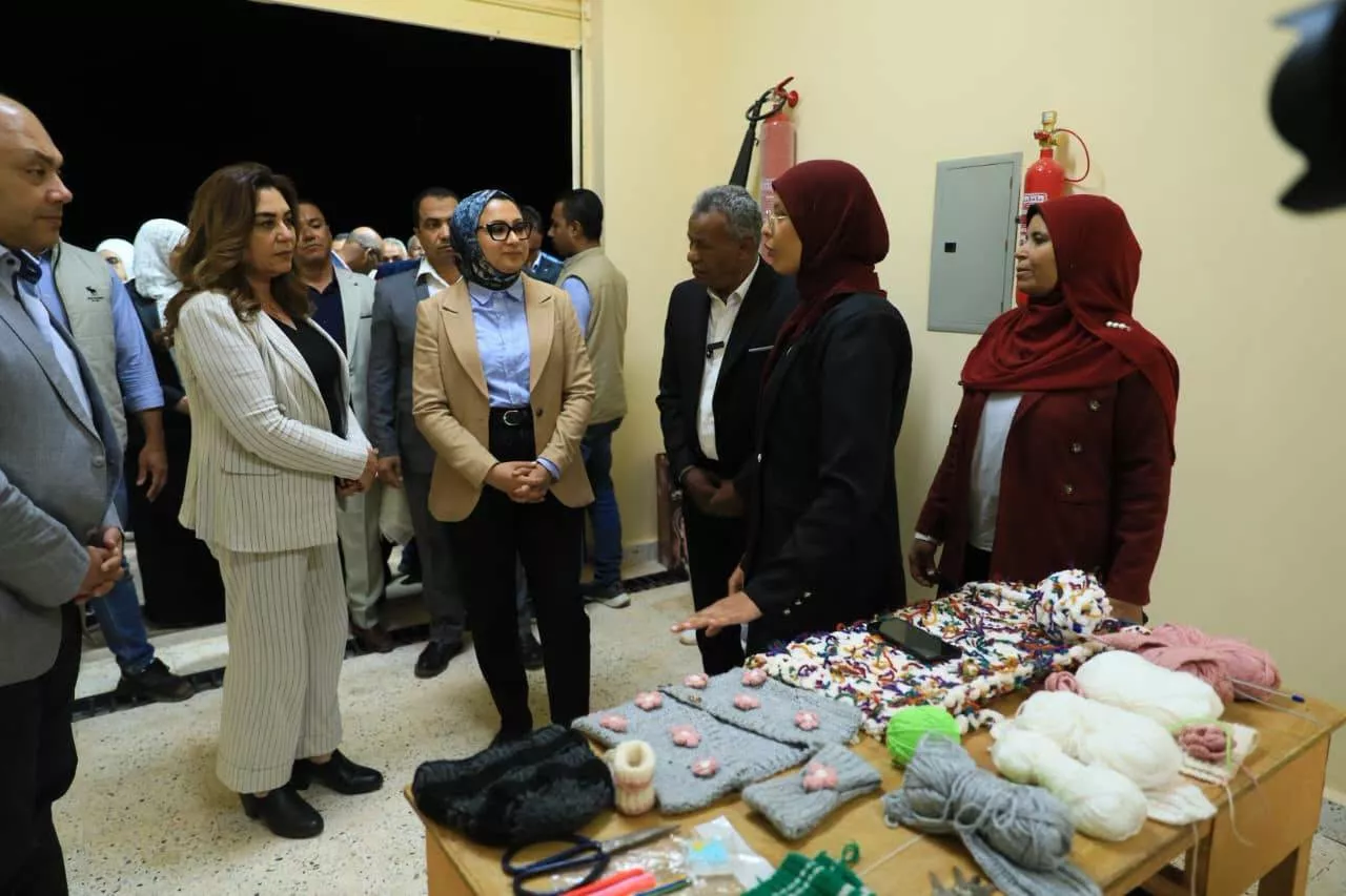 افتتاح مجمع الصناعات الحرفية بقرية مرزوق