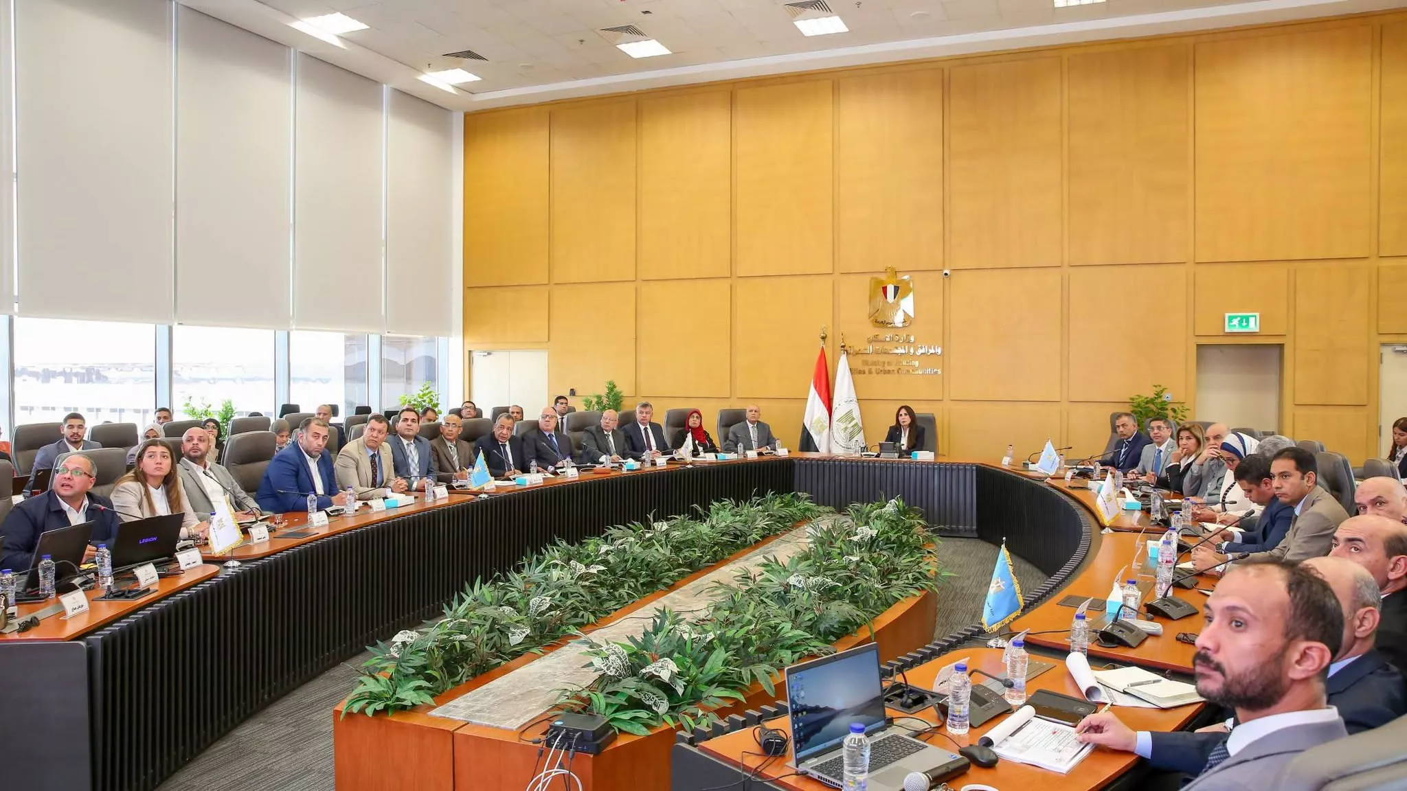 الإسكان تعقد اجتماع لمتابعة تنفيذ مشروعات حياة كريمة