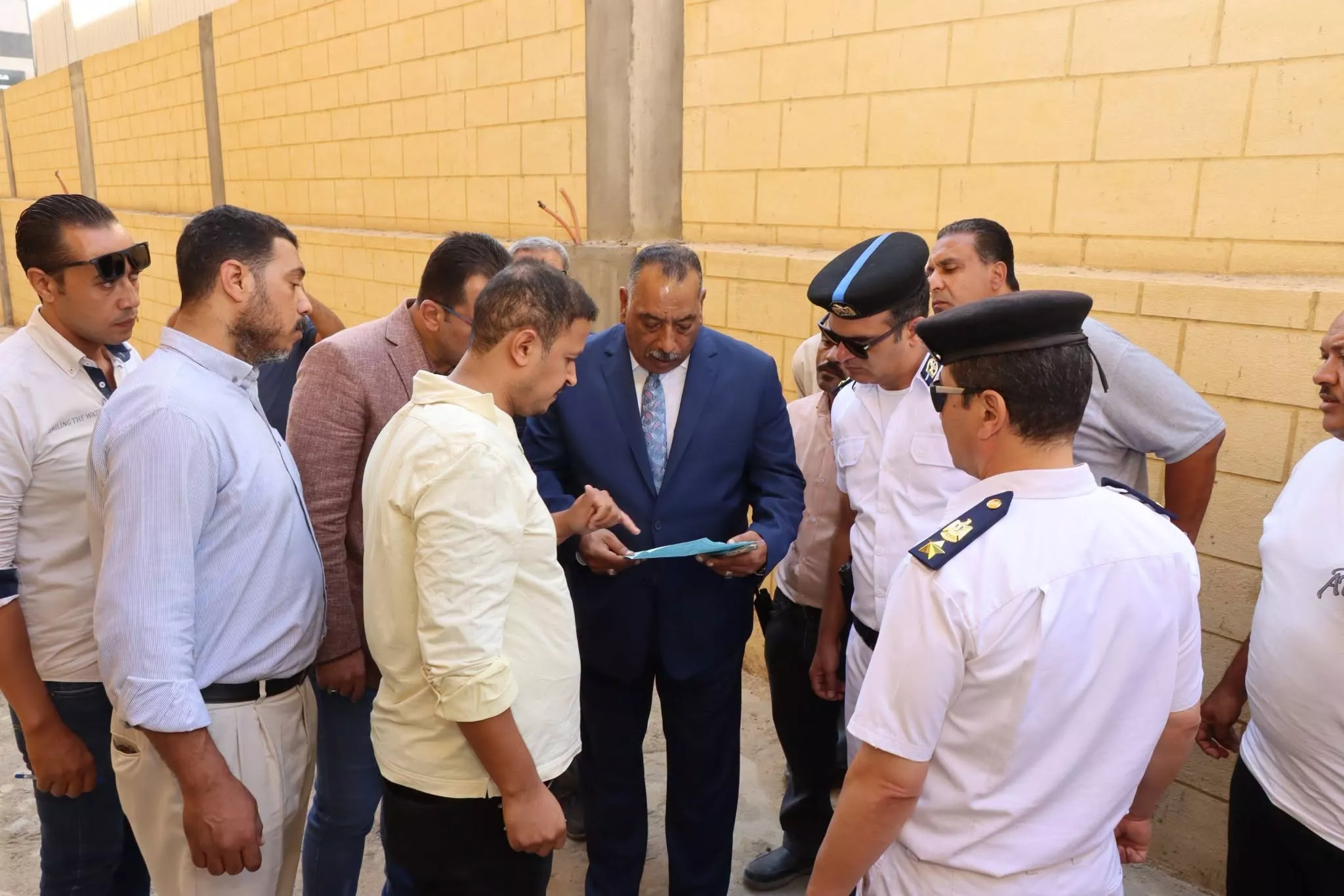 حملات سحب الأراضي بالعاشر من رمضان