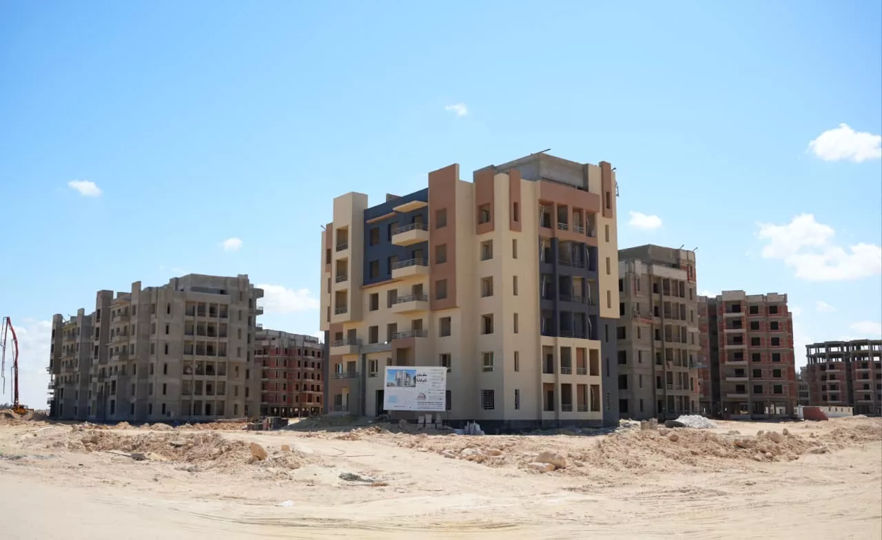 وزيرة الإسكان تتابع مستجدات العمل بالعلمين الجديدة