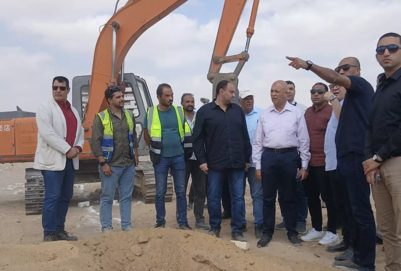 وزيرة الإسكان تتابع موقف تنفيذ عددٍ من مشروعات المرافق وتطوير الخدمات بمدينة الشروق
