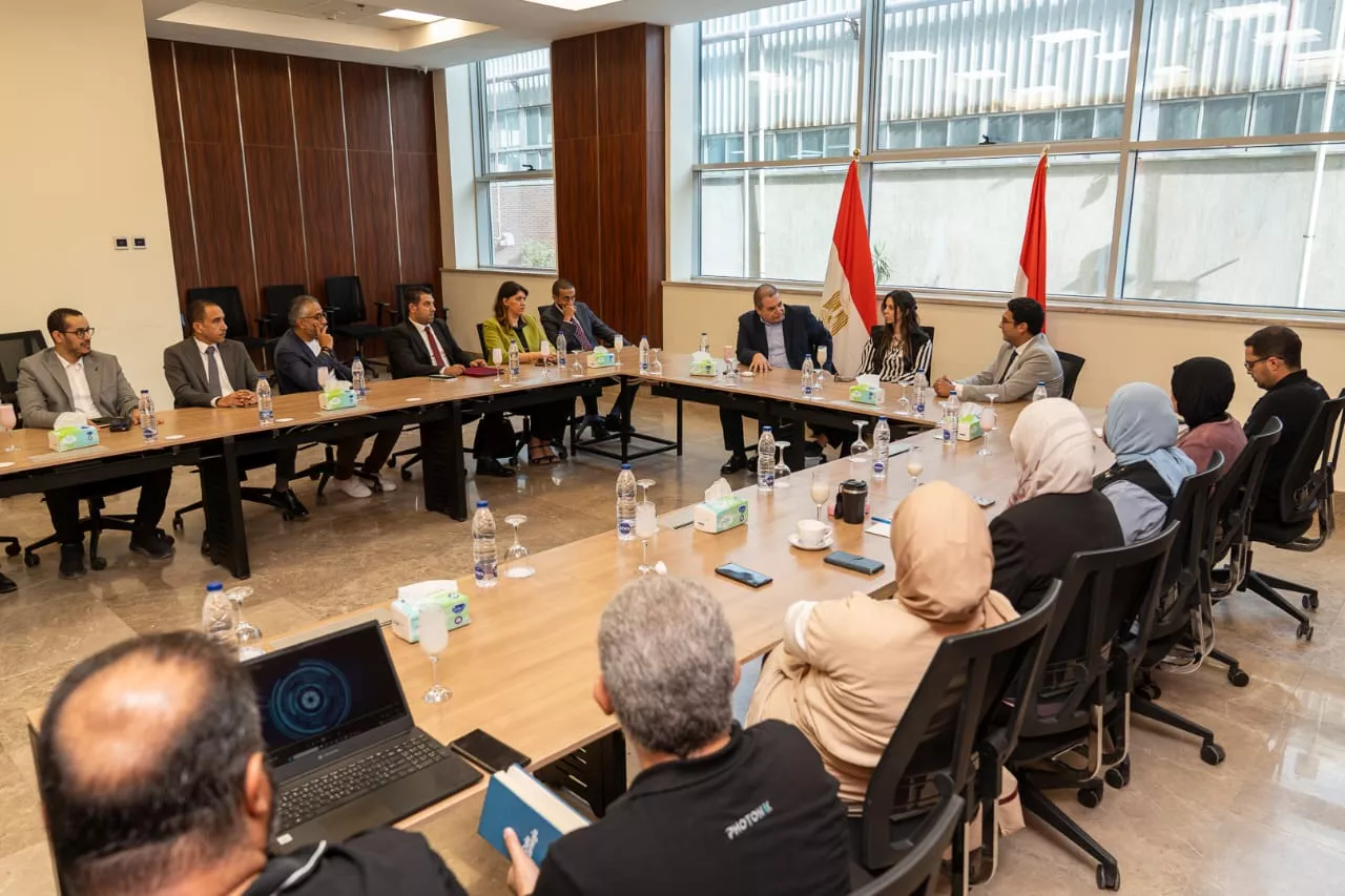 هيئة المواصفات والجودة توقع بروتوكول تعاون مع شركة فوتون إكس