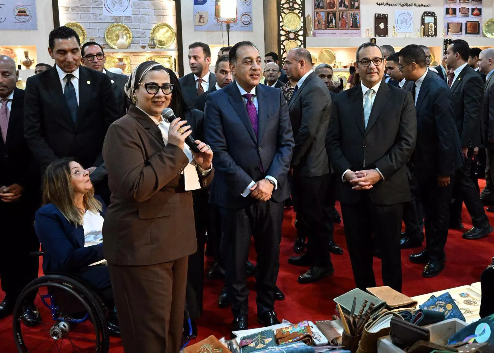 رئيس الوزراء يفتتح الدورة الثامنة لمعرض تراثنا 2026