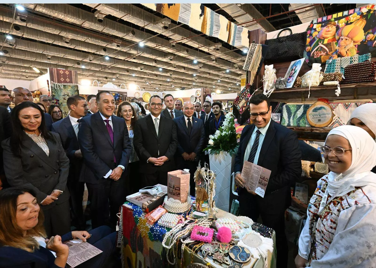 رئيس الوزراء يفتتح الدورة الثامنة لمعرض تراثنا 2026