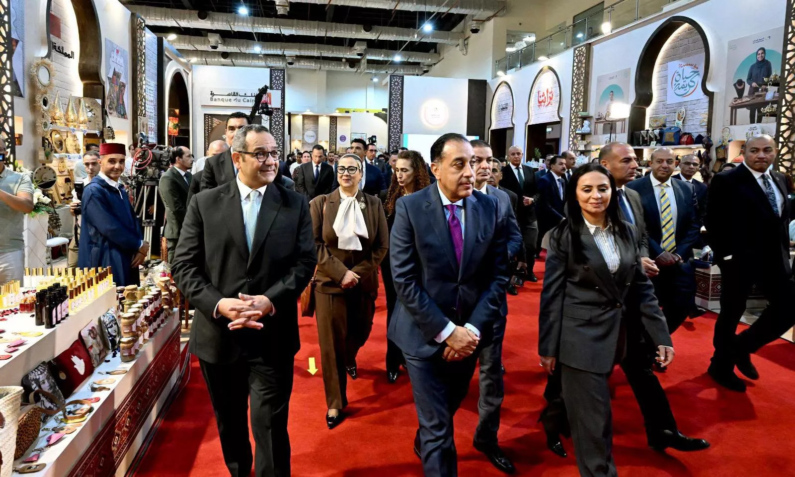 رئيس الوزراء يفتتح الدورة الثامنة لمعرض تراثنا 2026