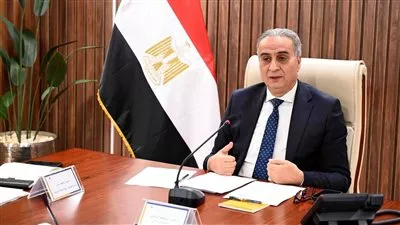 جهاز حماية المستهلك يضبط منشأة لتداول المستلزمات الطبية ومستحضرات التجميل مُنتهية الصلاحية