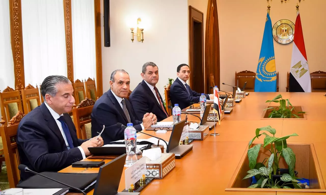 وزير الخارجية يستقبل نظيره الكازاخي
