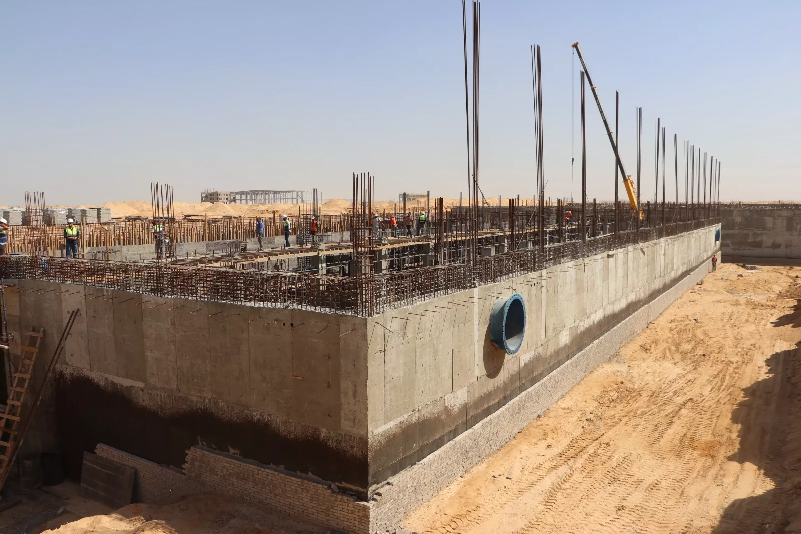 وزيرة الإسكان تتابع موقف تنفيذ المشروعات وملفات العمل بمدينة السادات