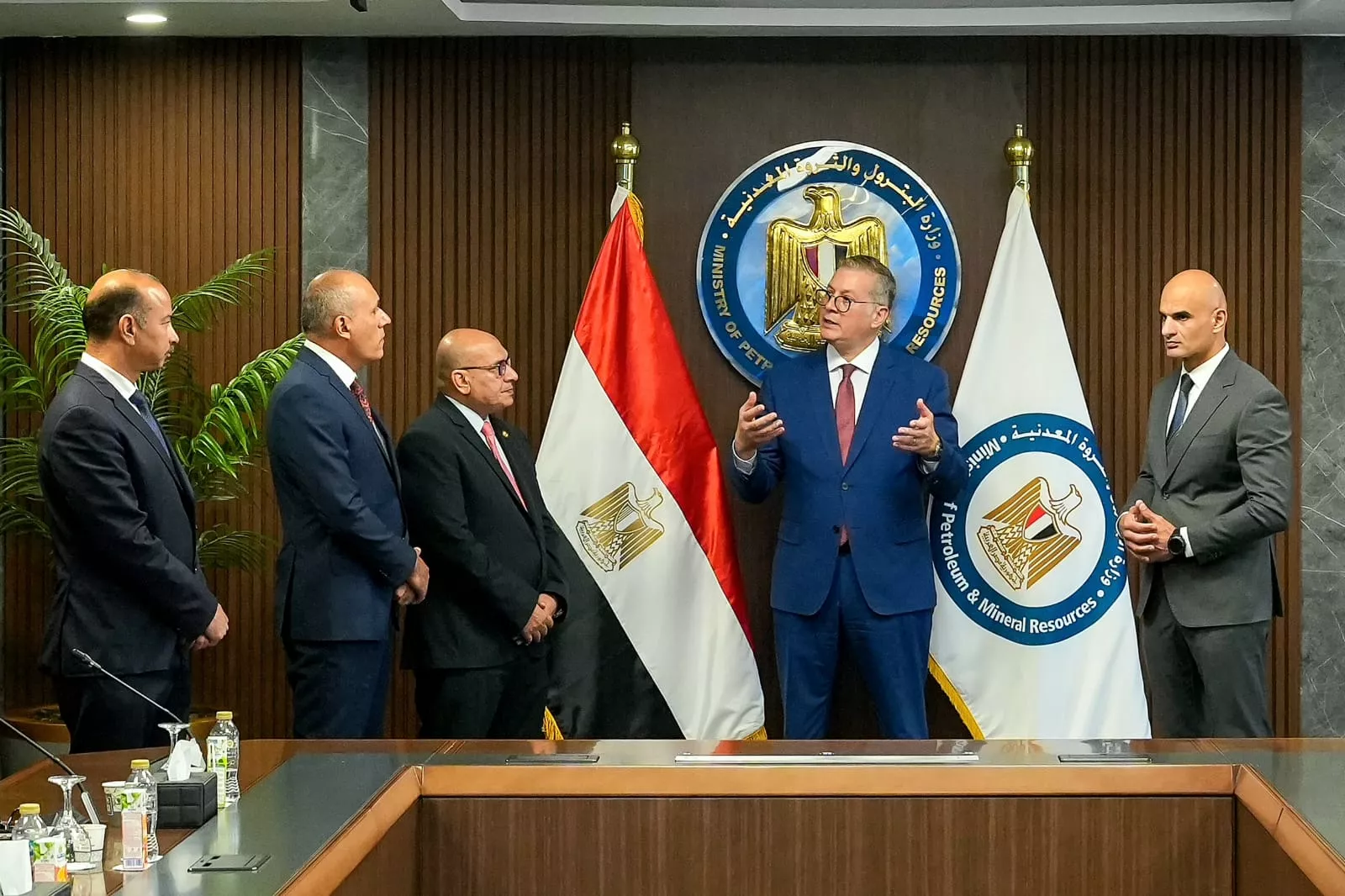 توقيع عقد بين شركة بترول خليج السويس جابكو وشركة SLB