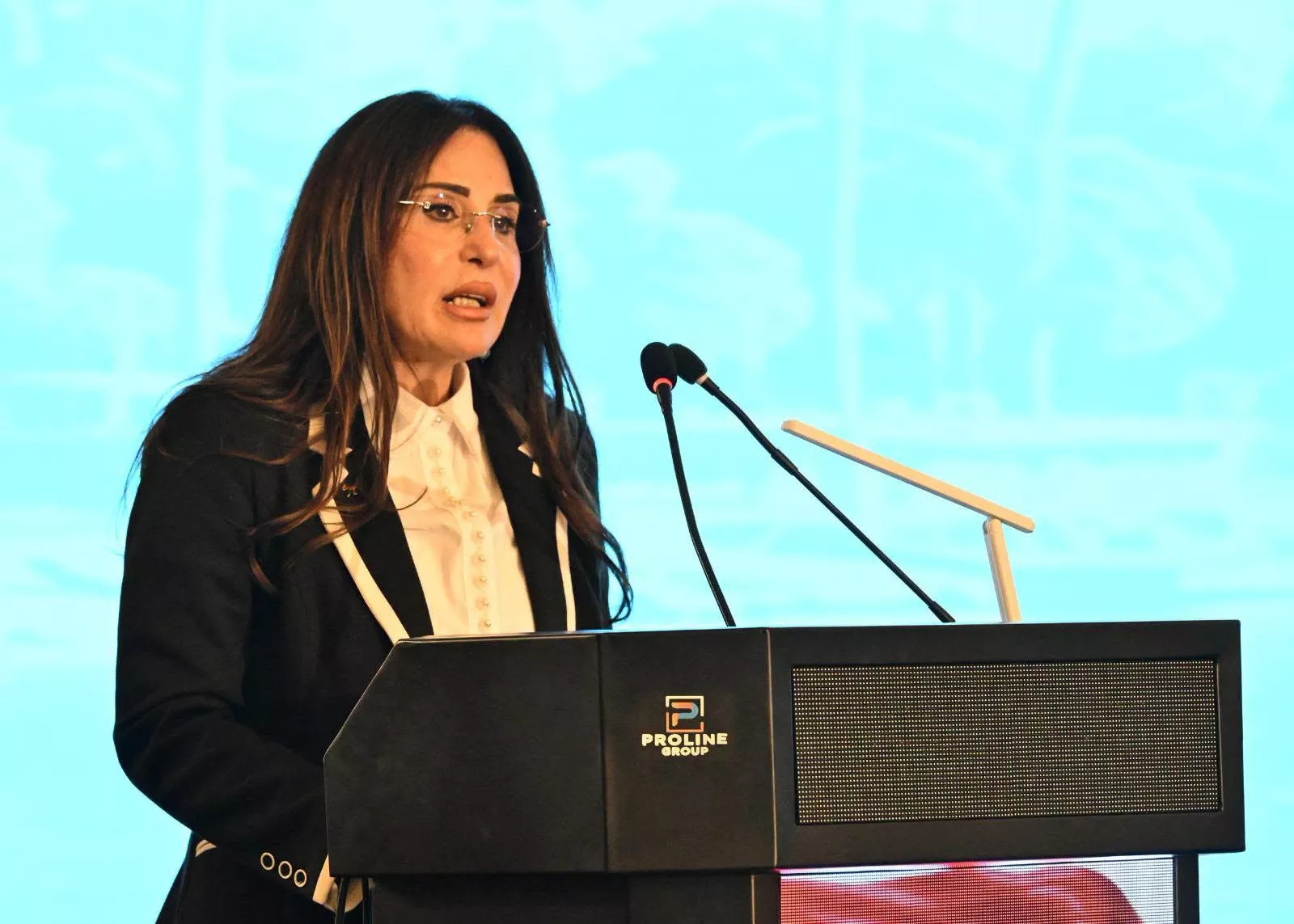المهندسة راندة المنشاوي وزيرة الإسكان 