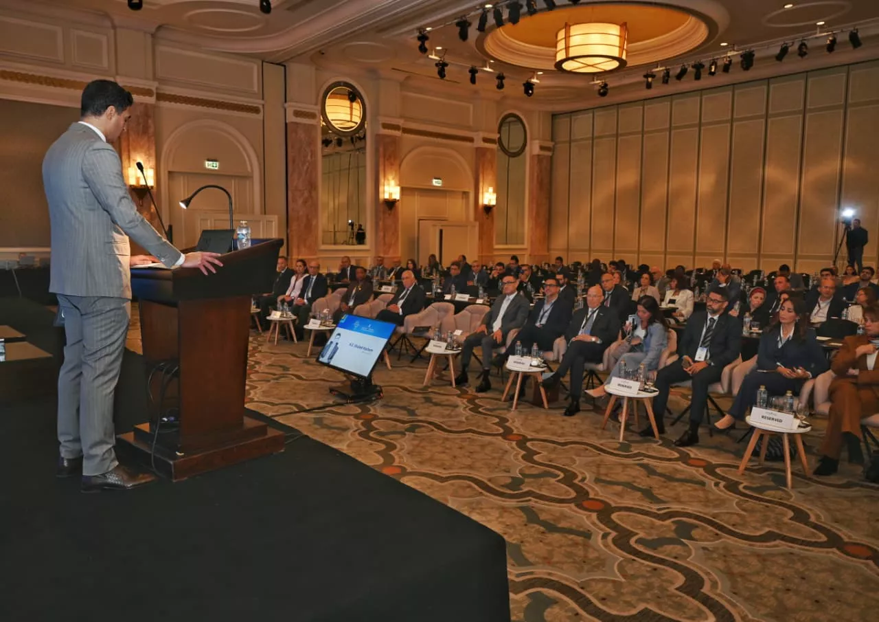 وزير الصناعة يشارك في منتدى توسيع نطاق الشركات الرائدة في قطاعي الأدوية والصناعات الزراعية