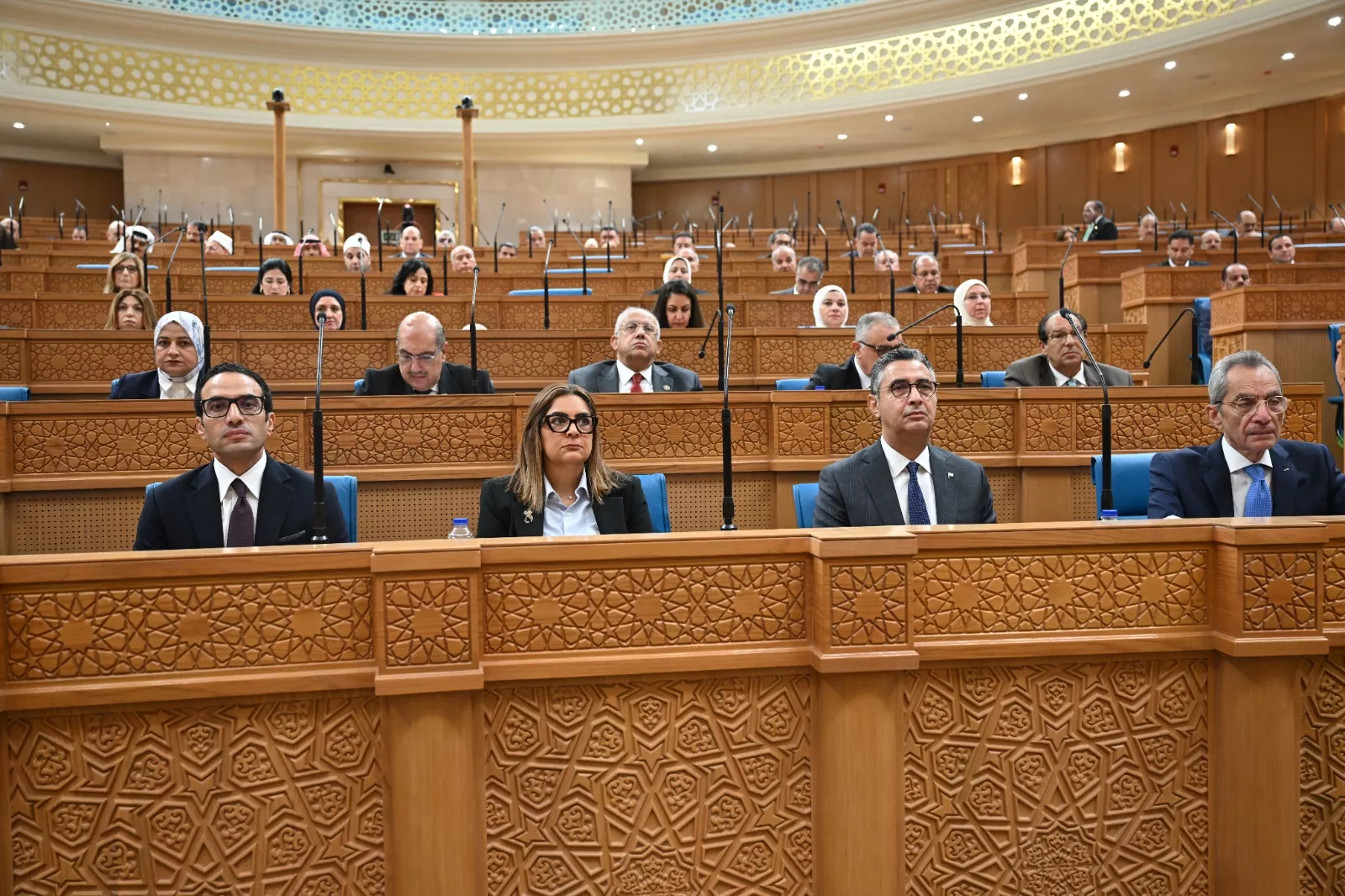 وزير التموين أمام الجلسة العامة بمجلس الشيوخ