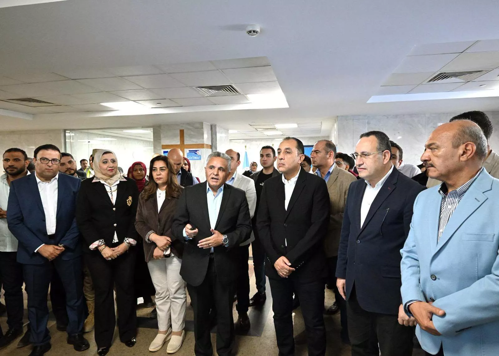رئيس الوزراء يفتتح المرحلة الأولى من مستشفى السويس الجامعي