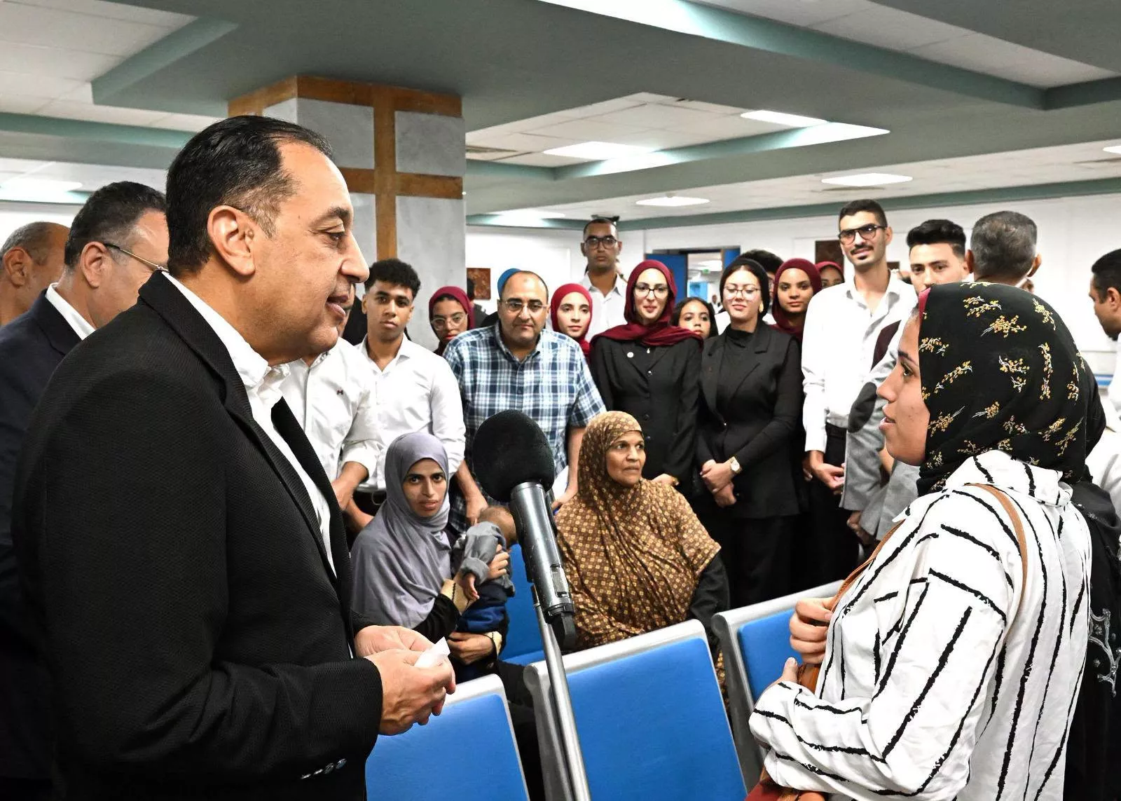 رئيس الوزراء يفتتح المرحلة الأولى من مستشفى السويس الجامعي
