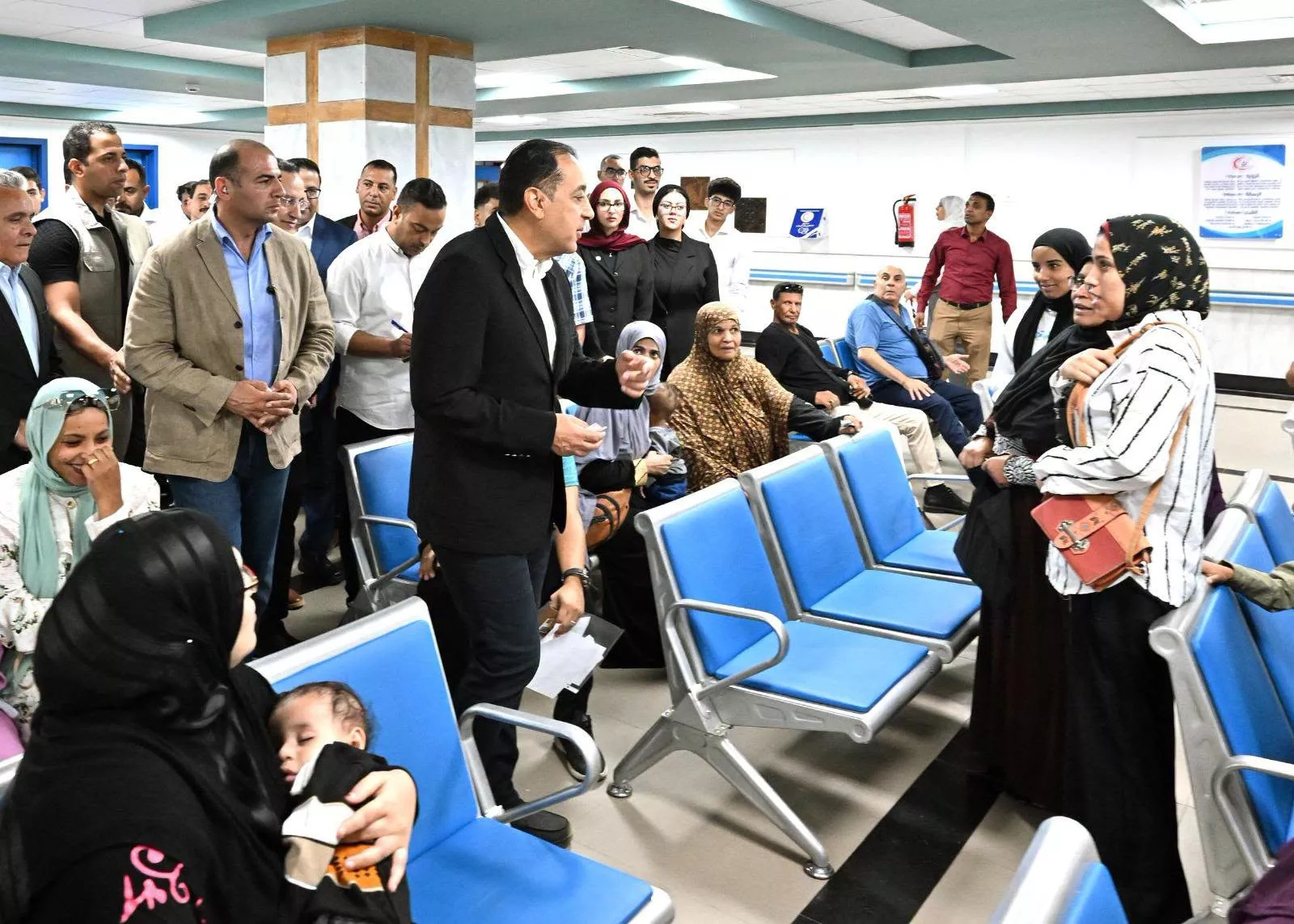 رئيس الوزراء يفتتح المرحلة الأولى من مستشفى السويس الجامعي