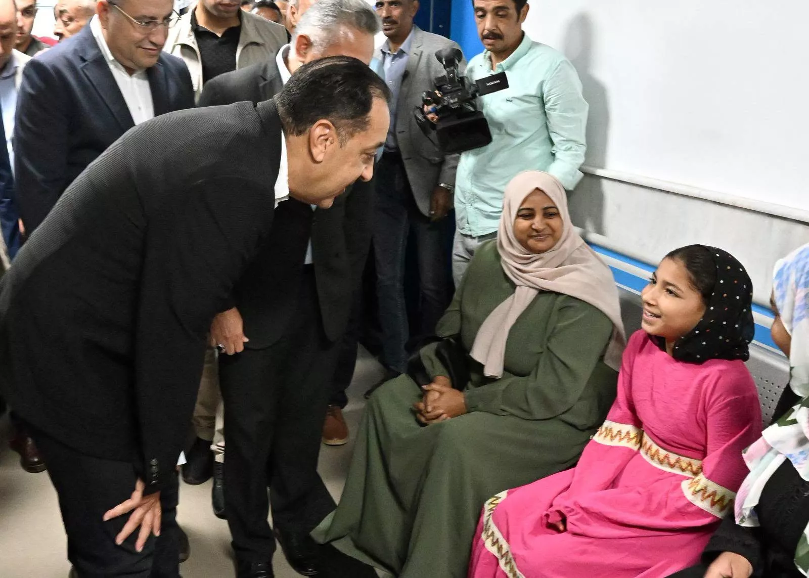 رئيس الوزراء يفتتح المرحلة الأولى من مستشفى السويس الجامعي
