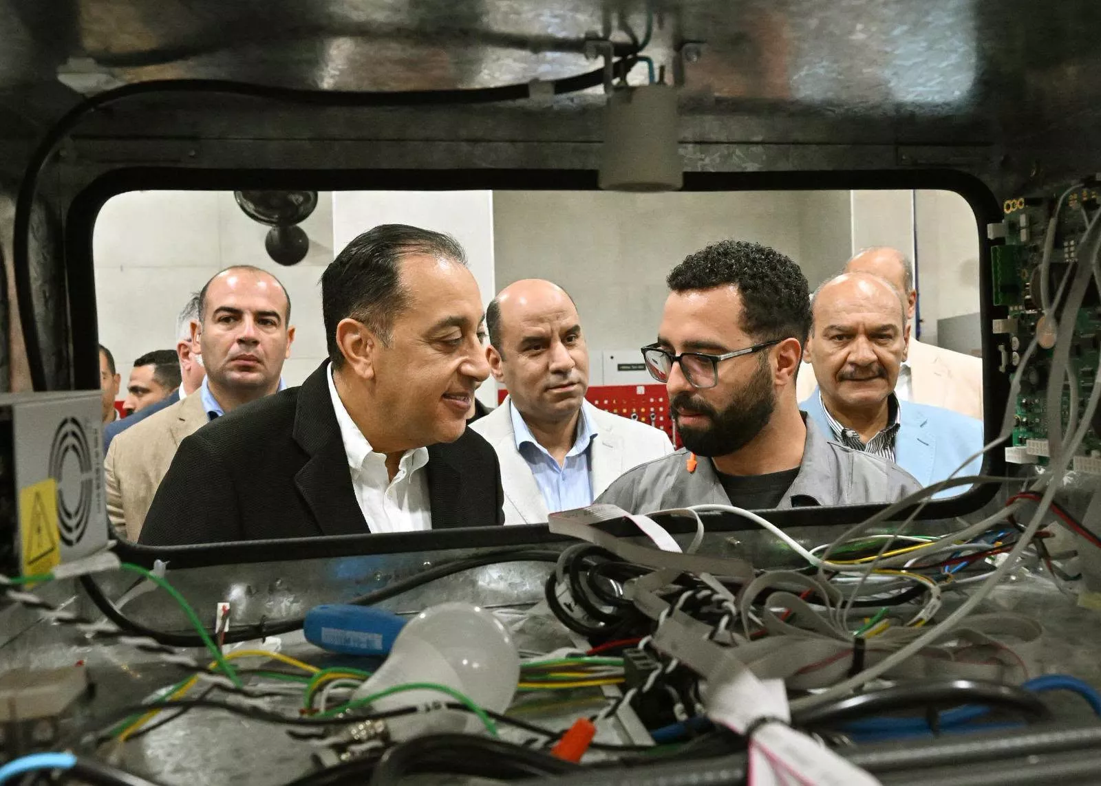 رئيس الوزراء يفتتح مصنع إنتاج وتجميع الطلمبات الرقمية