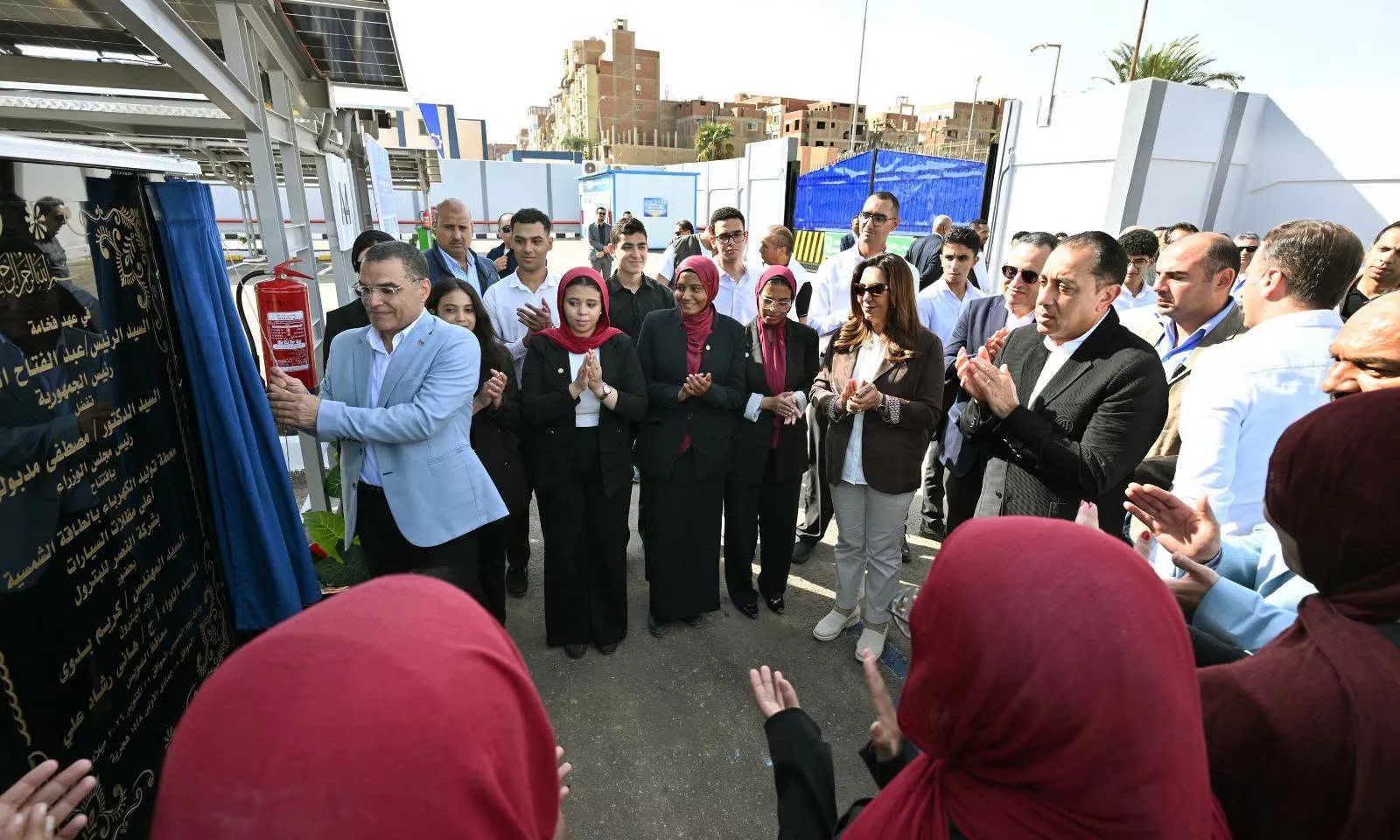 مدبولي يفتتح مشروع محطة الطاقة الشمسية بشركة النصر للبترول