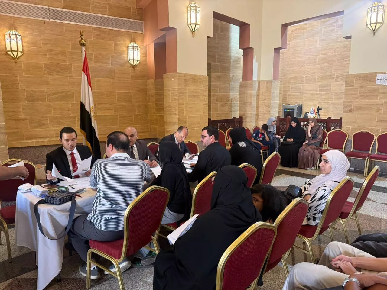 بدء عمل لجان إصدار بطاقات الرقم القومي للمصريين في السعودية