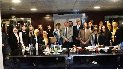 رئيس مصلحة الضرائب يؤكد الحرص على نجاح واستمرار أنشطة الممولين