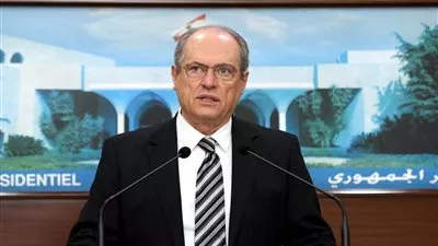 نائب رئيس الحكومة اللبنانية يعلن إفلاس الدولة والمصرف المركزي