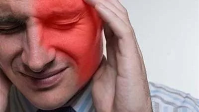 دراسة تكشف العلاقة بين الصداع النصفي وبكتيريا الفم والجرثومة المعوية