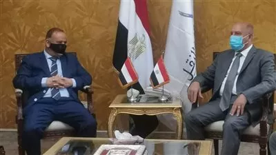 وزير النقل يبحث مع نظيره اليمني سبل تعزيز التعاون المشترك