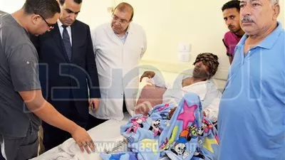 بالصور .. وزير 