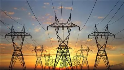 الحكومة تنفي تخفيف الأحمال عن شبكات الكهرباء خلال شهر رمضان