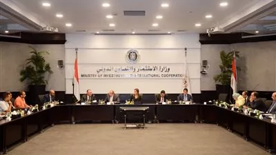 وزيرة الاستثمار: نستهدف إزالة كل العقبات أمام المستثمرين