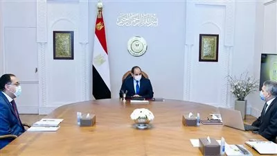 توجيهات رئاسية باستمرار مشروعات تطوير هيئة قناة السويس ومجراها الملاحي 