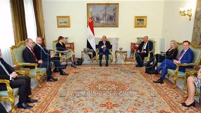 السيسي يبحث مع وفد هولندى سبل تعزيز التعاون المشترك في عدد من المجالات