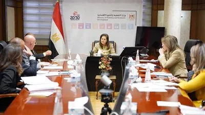 وزيرة التخطيط تبحث الموقف التنفيذي لإنشاء أول أكاديمية للتصدير في مصر