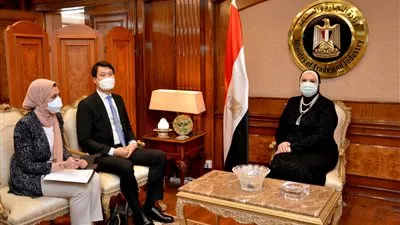 وزيرة التجارة تبحث مع سفير كوريا الجنوبية مستقبل العلاقات الاقتصادية