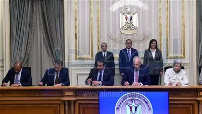 «مدبولي» يشهد توقيع مذكرة تفاهم لإنتاج الوقود الأخضر باستثمارات 3 مليارات دولار