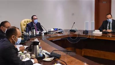 وزير قطاع الأعمال يعلن جاهزية مشروع كيما بأسوان ومحلج الفيوم للافتتاح