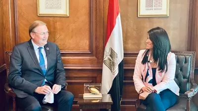 «المشاط» تبحث تعزيز التعاون مع المنسق المقيم للأمم المتحدة فى مصر