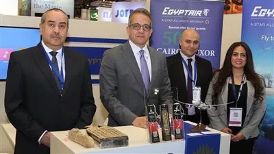 وزيرا «السياحة» و«الطيران» يفتتحان جناح مصر في بورصة لندن