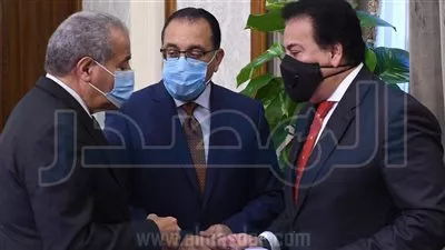 «الصحة» تعلن آليات تطعيم فئة من 15-18 سنة بلقاح فايزر