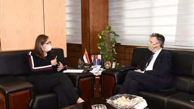 وزيرة التخطيط تبحث مع السفير البريطانى سبل تعزيز التعاون المشترك