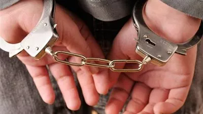ضبط رئيس مكتب الشهر العقاري بالخانكة لاستلائه على 147 مليون جنيه