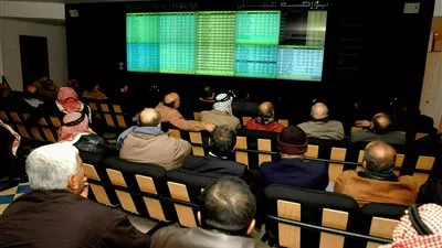 مؤشر سوق مسقط يغلق منخفضًا